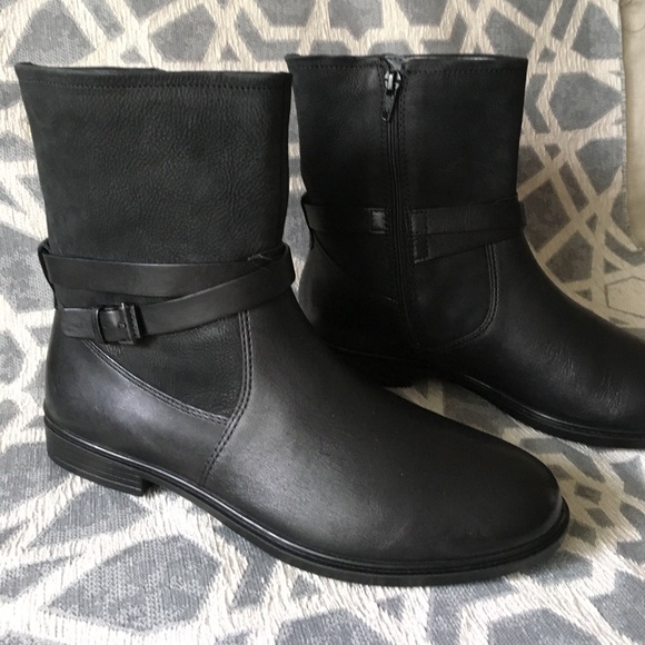 Ecco Black Combat & Moto Boots - Picture 1 of 7